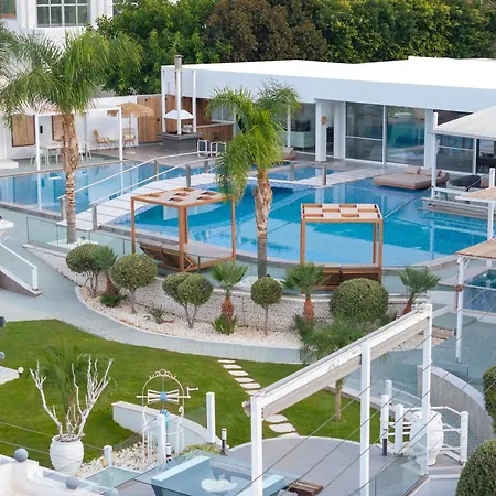 Villa White Luxury *