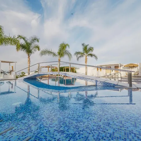 White Luxury Hersónissos