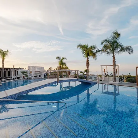 White Luxury Hersónissos