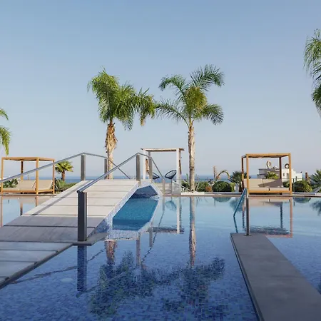 Villa White Luxury