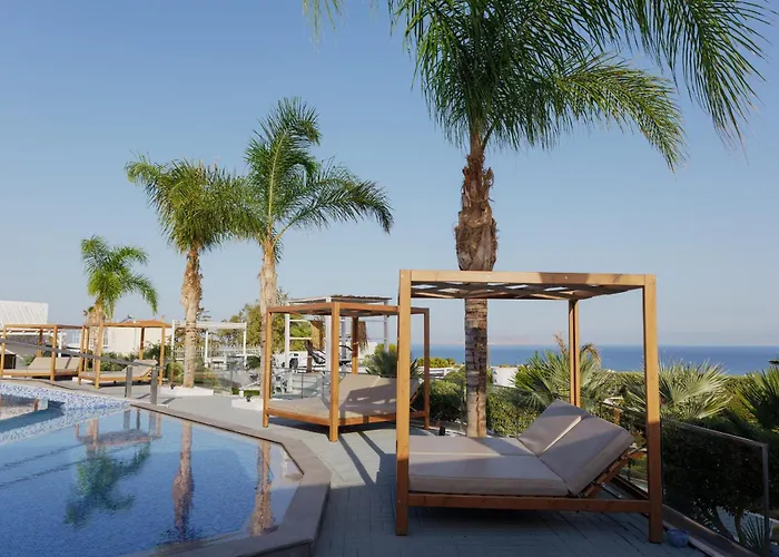 Villa White Luxury *