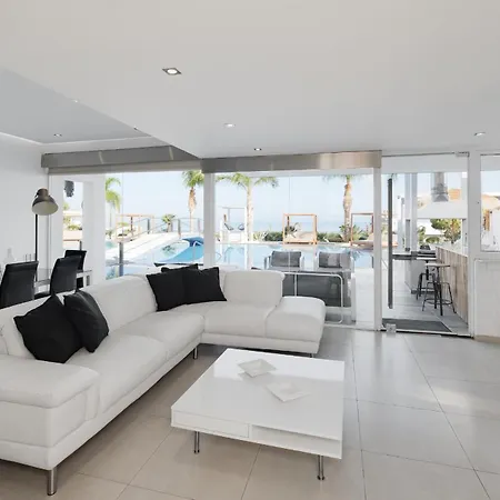 White Luxury Villa Hersonissos (Crete)