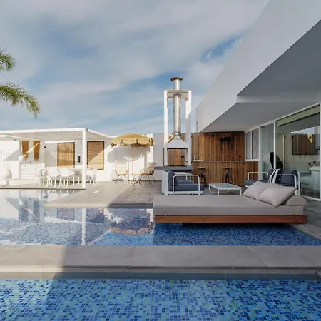 White Luxury * Hersonissos (Crete)