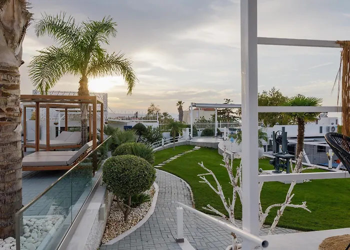 White Luxury Villa Hersonissos (Crete)