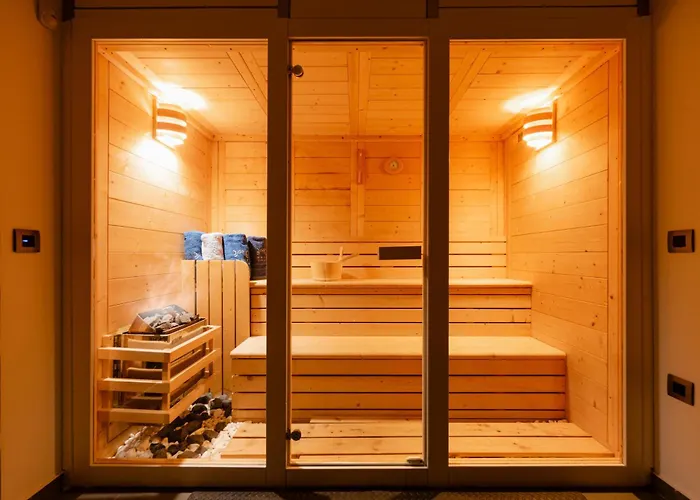 White Luxury Villa *