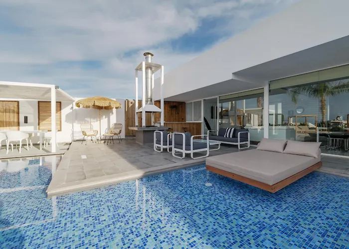 White Luxury Villa Hersonissos (Crete)