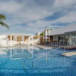 Villa White Luxury *