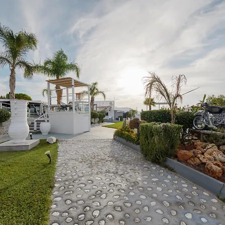 Villa White Luxury