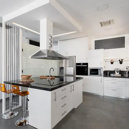 Вилла White Luxury