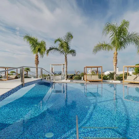 Villa White Luxury